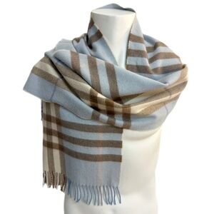 Burberry 100% Cashmere Scarf 🏴󠁧󠁢󠁳󠁣󠁴󠁿– Made in Scotland – Light Blue Check